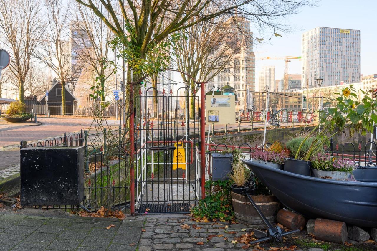 Boatapartment Animathor On Top Location Rotterdam Exterior photo